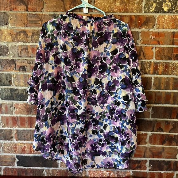 I.N. Studio Woman Purple Blouse no size tag see measurements lightweight - Picture 4 of 7